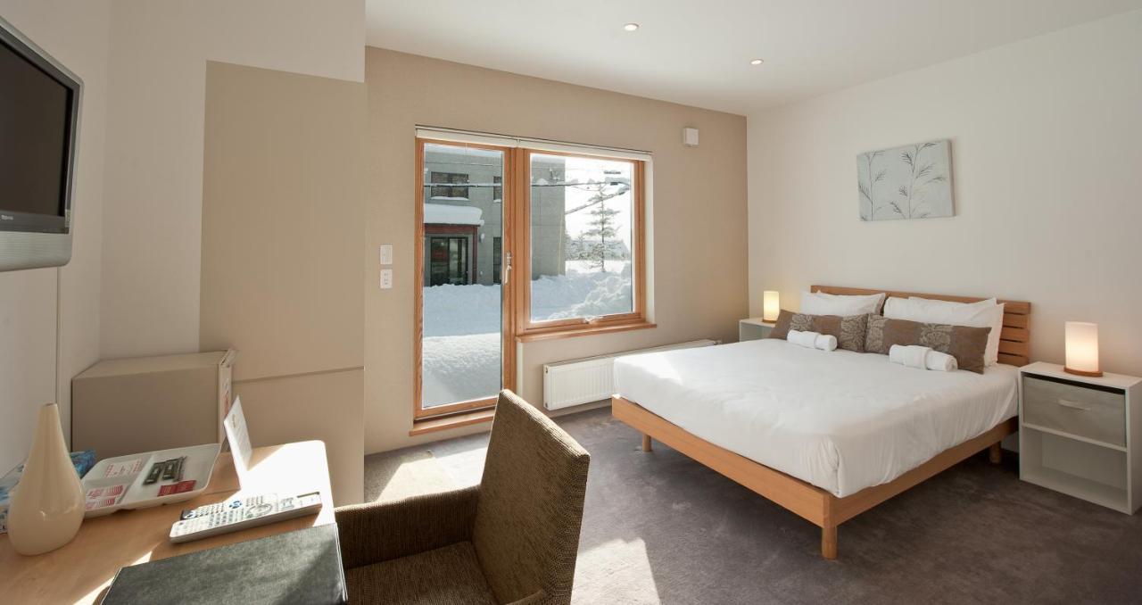 Avalon Apartment Кучан Екстериор снимка