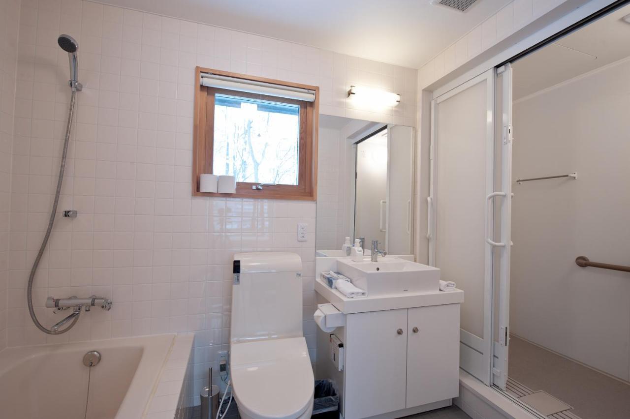 Avalon Apartment Кучан Екстериор снимка